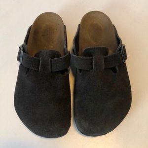 Charcoal suede Birkenstock’s - size 37